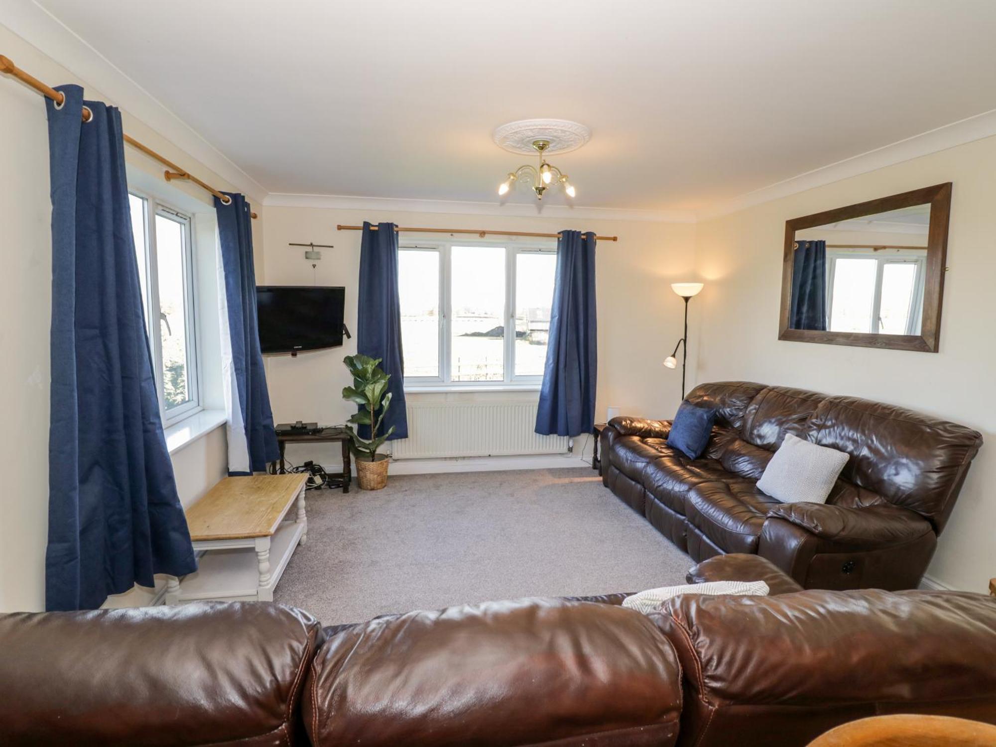 Tixall Manor Farm Стаффорд Экстерьер фото
