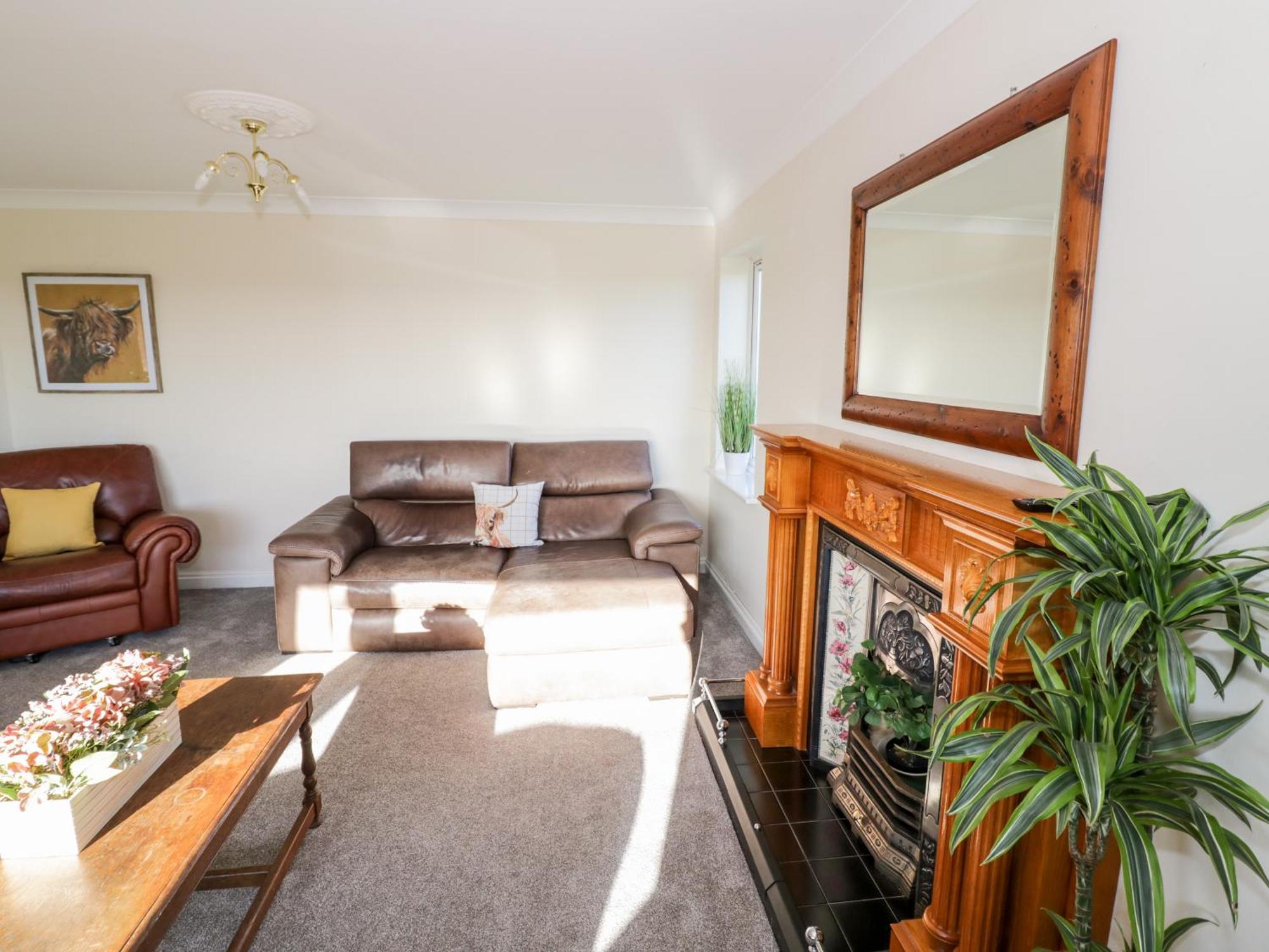 Tixall Manor Farm Стаффорд Экстерьер фото