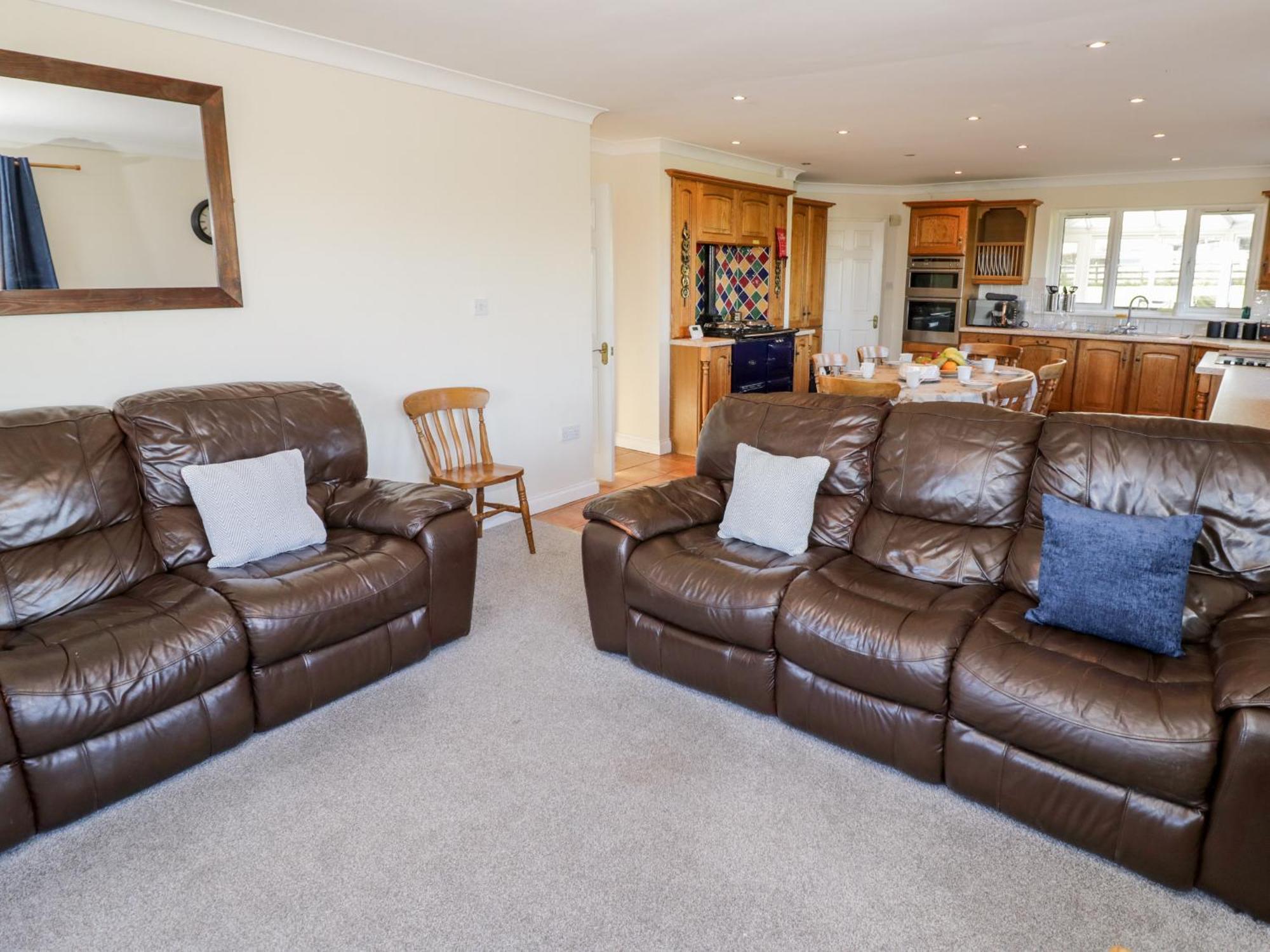 Tixall Manor Farm Стаффорд Экстерьер фото
